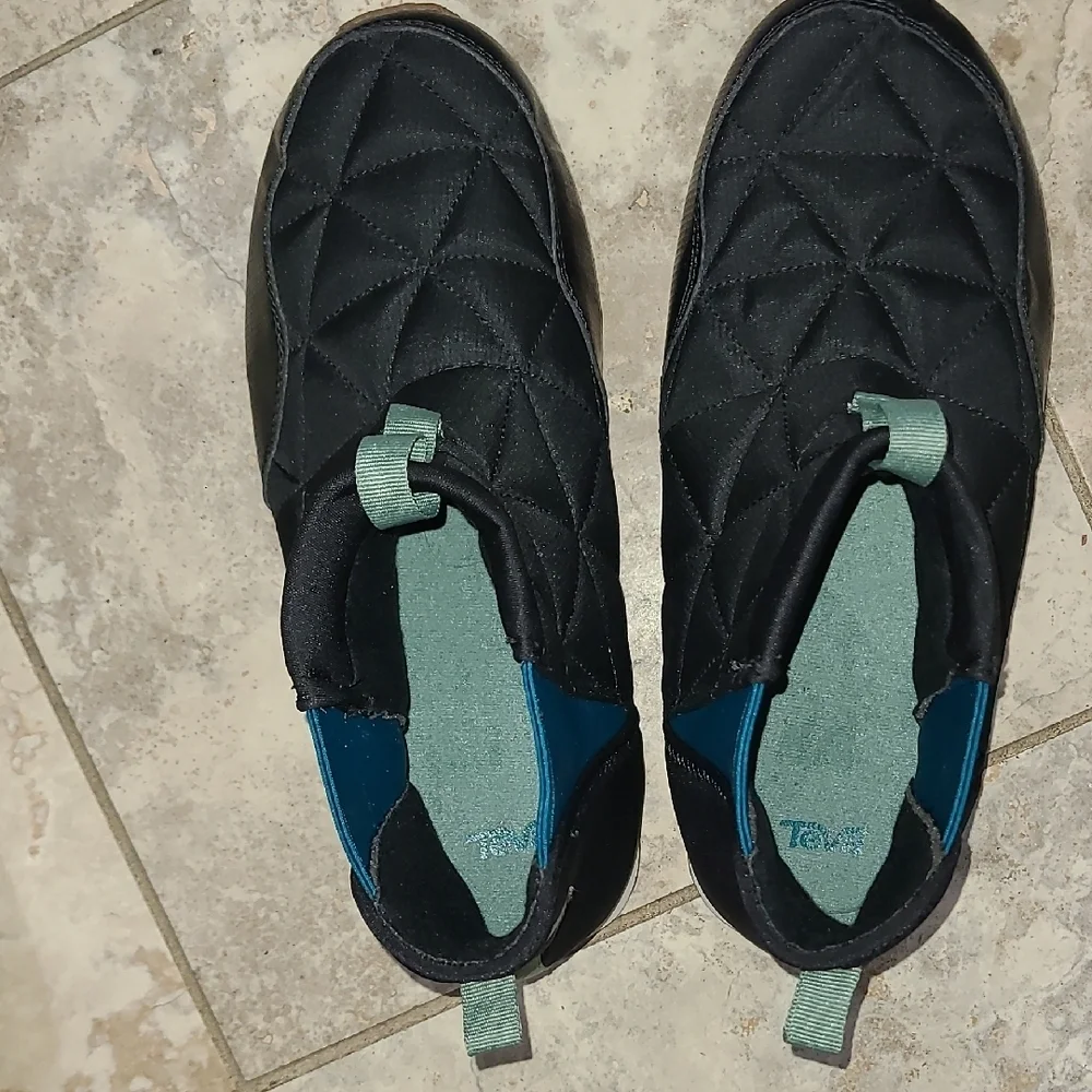 Teva Black Quilted Big Kids Sneakers